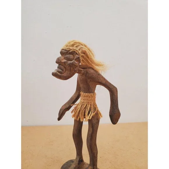 Vintage Hawaiian Carved Wood Tiki Kahuna Tribal , Hemp Rope Hair and Grass Skirt - Picture 13 of 16